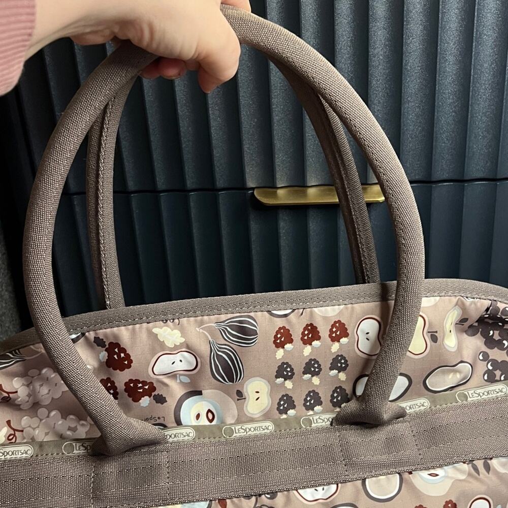 • - Picture 16 of 16